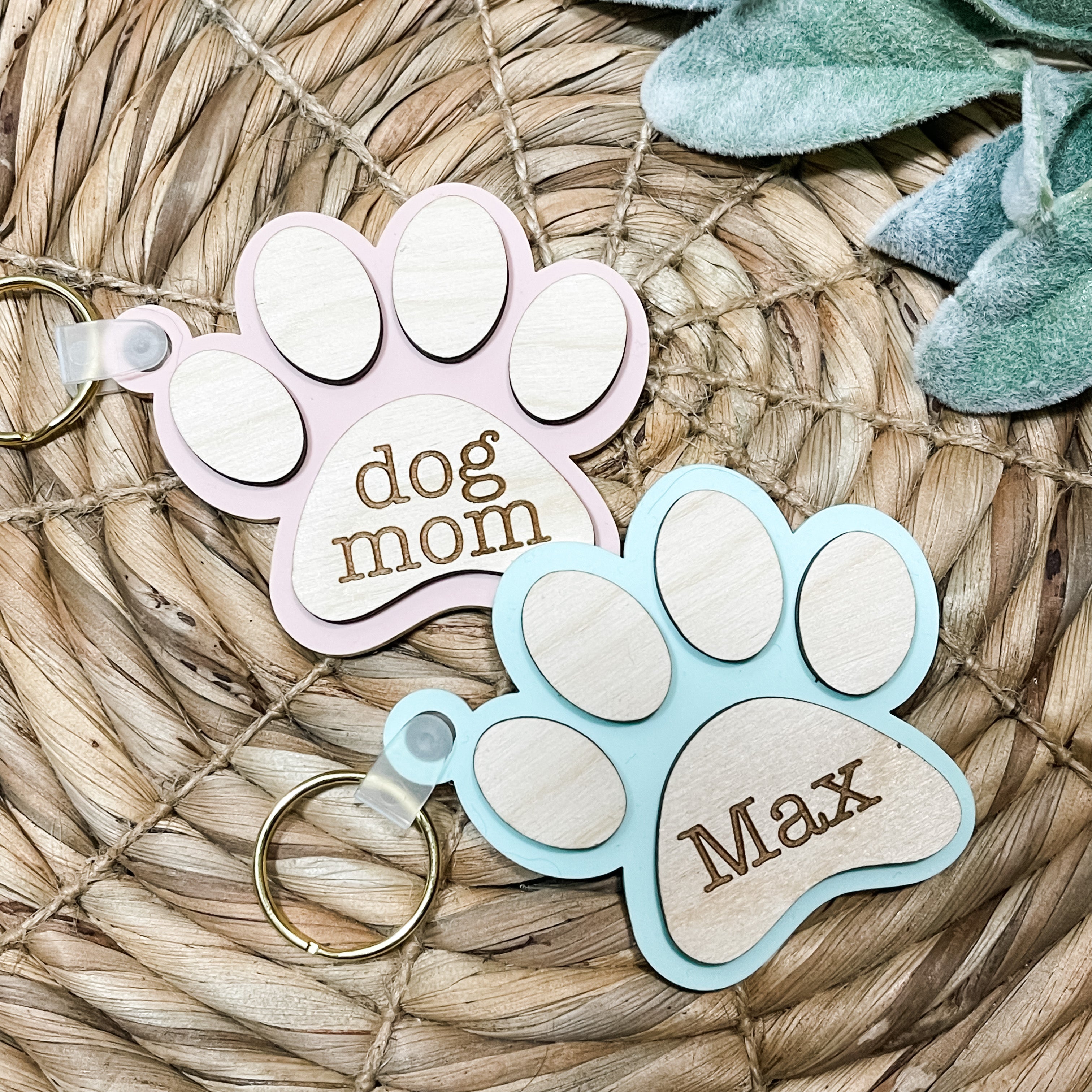 Dog Mom Keychain